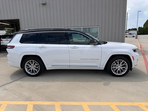 Used 2024 Jeep Grand Cherokee L Summit image 9