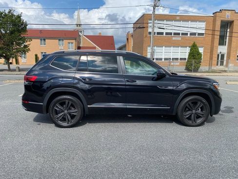 Used 2022 Volkswagen Atlas SEL R-Line image 4