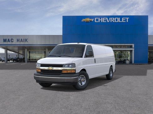 New 2025 Chevrolet Express 3500 Extended w/ Driver Convenience Package RWD image 8