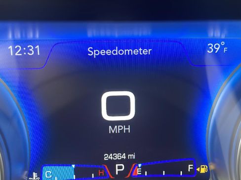 Used 2022 Chrysler 300 Touring w/ Sport Appearance Package image 8