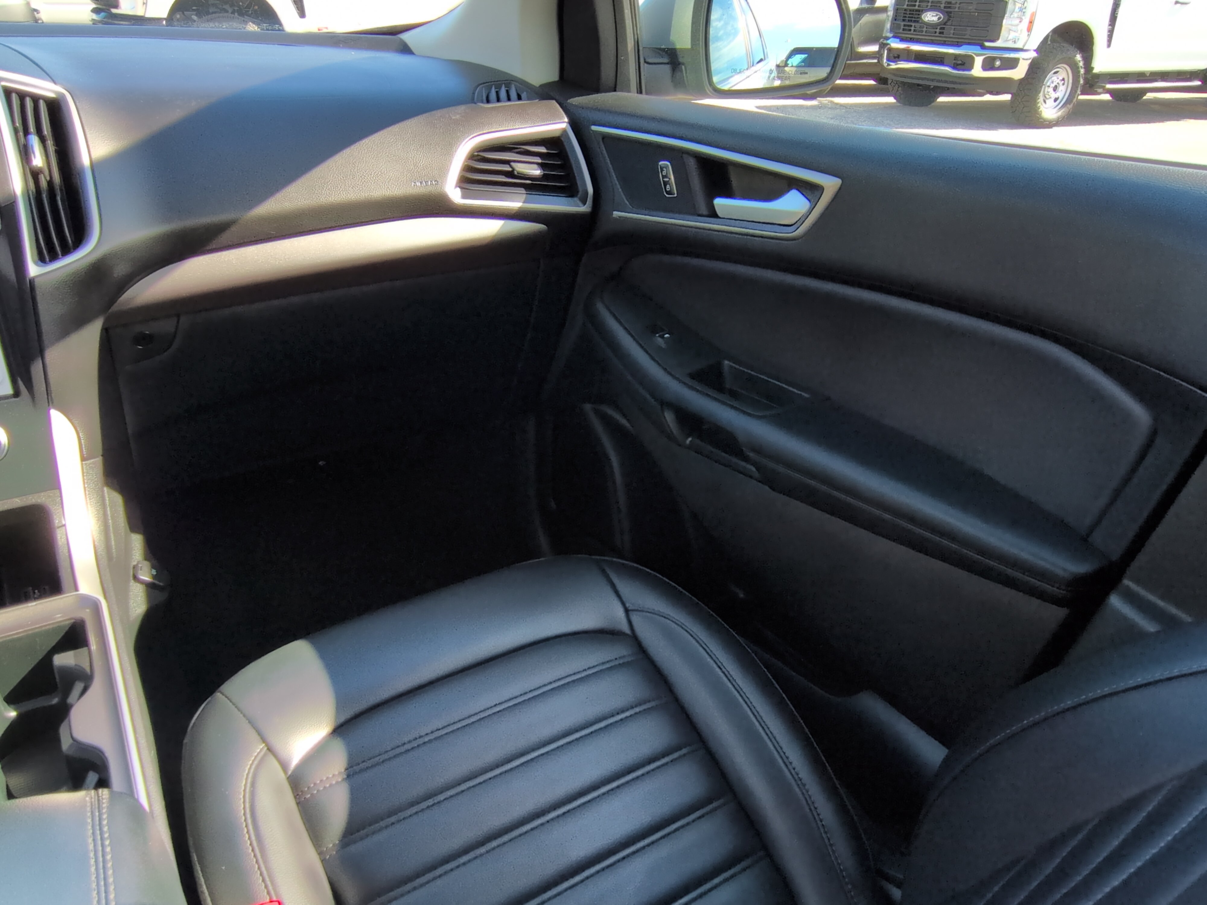 Certified 2024 Ford Edge SEL AWD/4WD image 15