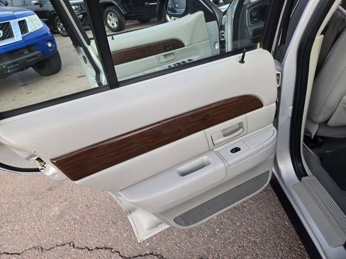 Used 2003 Mercury Grand Marquis LS image 19