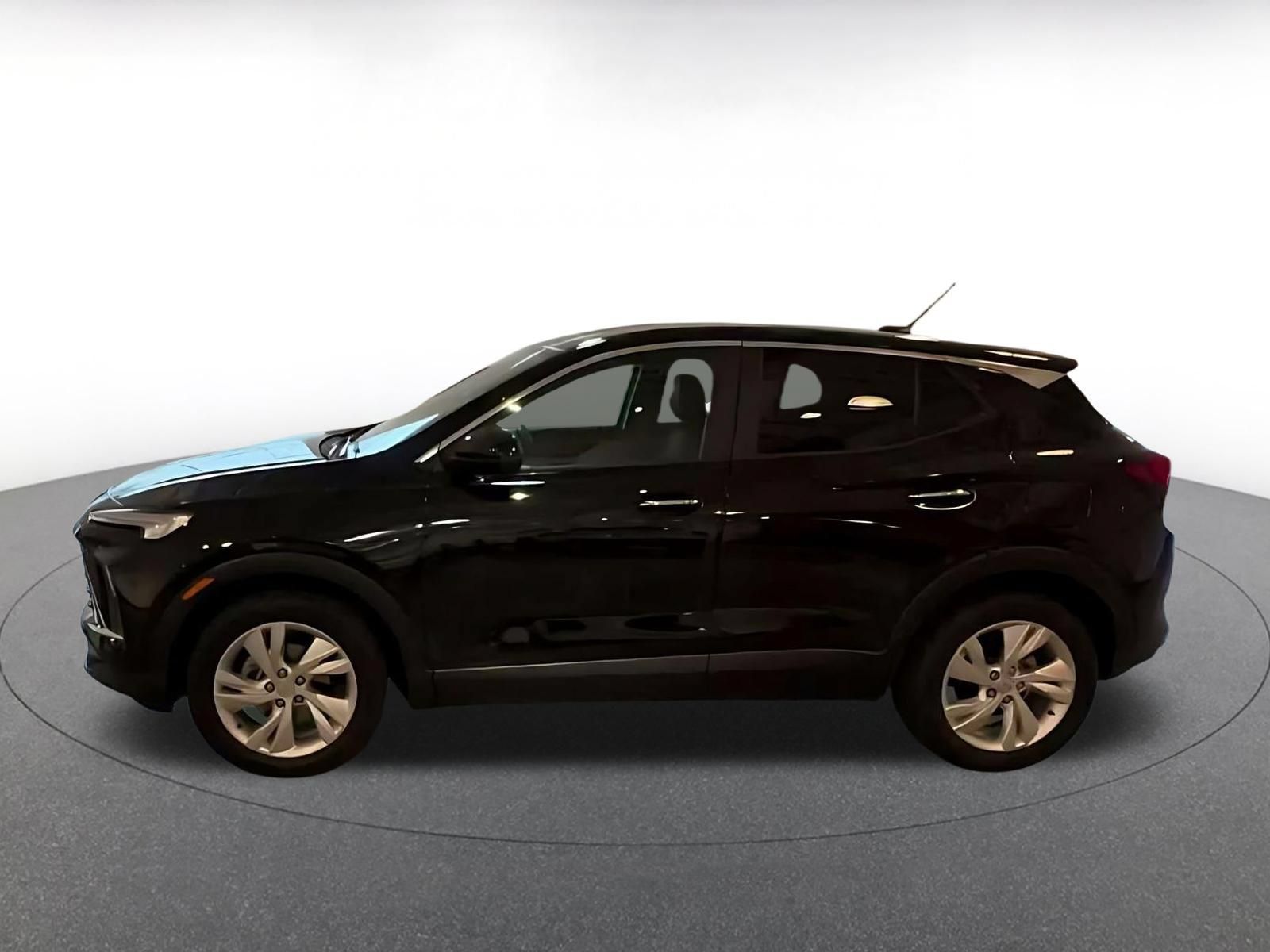Used 2026 Buick Encore GX Preferred FWD image 8