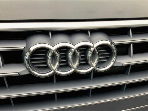 Used 2018 Audi Q5 2.0T Premium Plus w/ Premium Plus Package AWD/4WD image 31