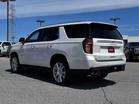 Used 2021 Chevrolet Tahoe High Country w/ Premium Package AWD/4WD image 7