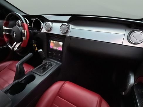 Used 2006 Ford Mustang GT Premium image 29