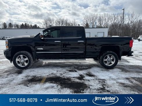 Used 2017 Chevrolet Silverado 2500 High Country image 9