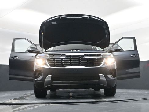New 2026 Kia Seltos S image 30