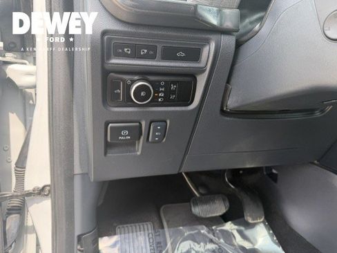 Used 2023 Ford F150 Platinum w/ Equipment Group 701A High AWD/4WD image 17