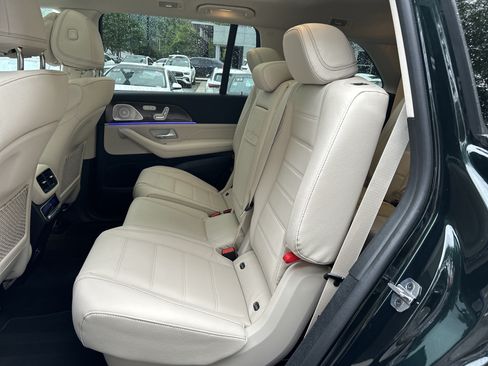 Certified 2025 Mercedes-Benz GLS 580 4MATIC image 41