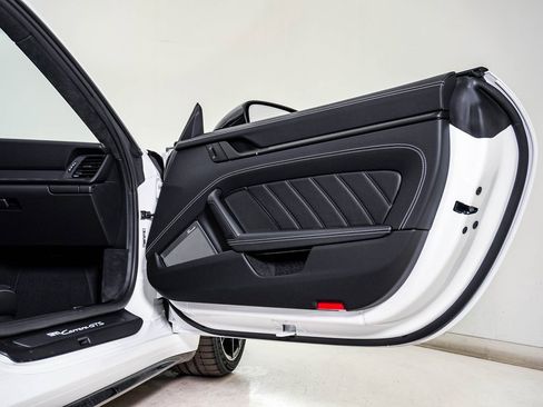 New 2026 Porsche 911 Carrera GTS image 17