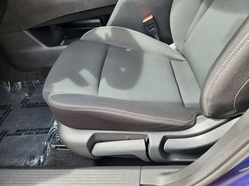 Used 2023 Nissan Rogue S AWD/4WD image 20