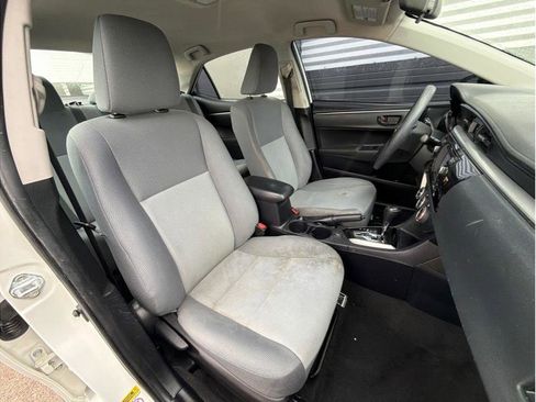 Used 2016 Toyota Corolla L image 4