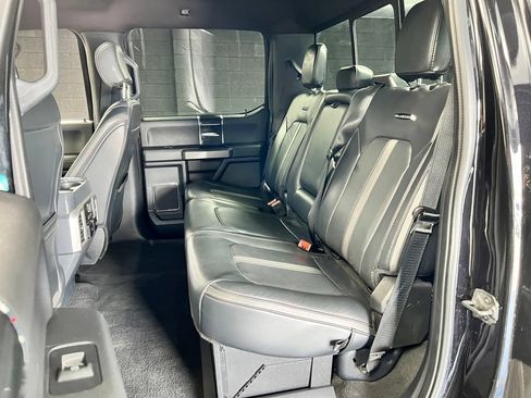 Used 2022 Ford F350 Platinum w/ FX4 Off-Road Package AWD/4WD image 18