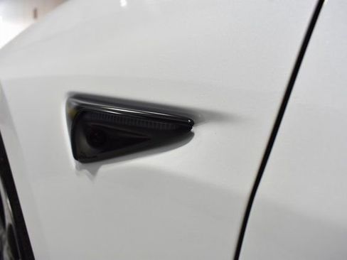 Used 2023 Tesla Model 3 Performance image 38