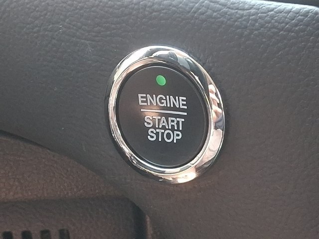 Used 2019 Ford Edge SEL w/ Equipment Group 201A AWD/4WD image 27