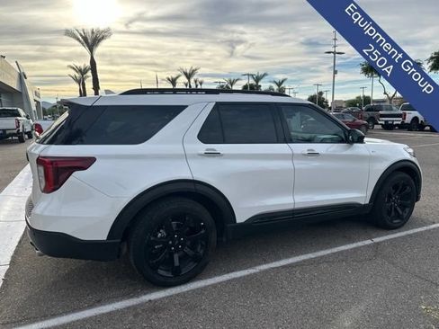 Used 2024 Ford Explorer ST-Line w/ Class IV Trailer Tow Package RWD image 10