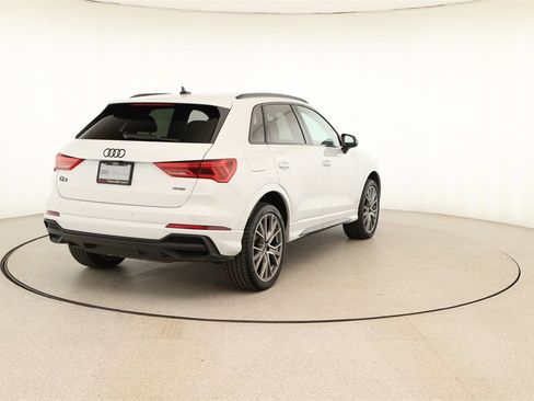 Certified 2025 Audi Q3 2.0T Premium Plus w/ Premium Plus Package image 6