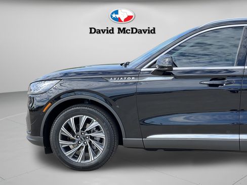 New 2026 Lincoln Aviator 2WD image 31