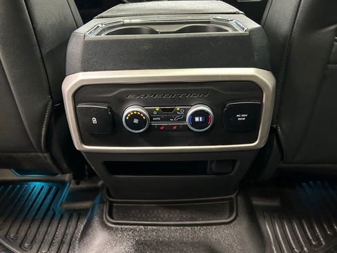 Certified 2022 Ford Expedition Max Limited w/ Equipment Group 303A AWD/4WD image 31