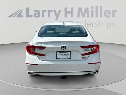 Used 2022 Honda Accord Touring image 5