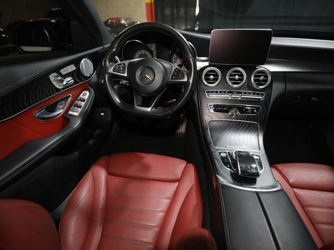 Used 2017 Mercedes-Benz C 300 4MATIC Sedan image 46