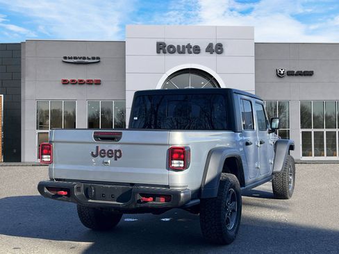 Used 2022 Jeep Gladiator Rubicon w/ Cold Weather Group image 5