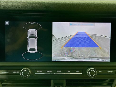 Used 2020 Porsche Macan S image 14