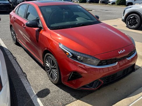 Certified 2023 Kia Forte GT-Line w/ GT-Line Premium Package FWD image 7