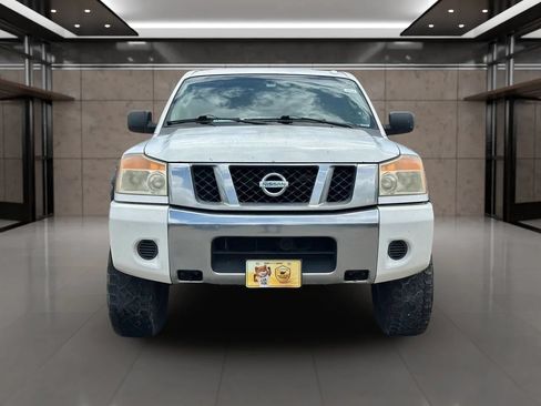 Used 2008 Nissan Titan SE RWD image 2