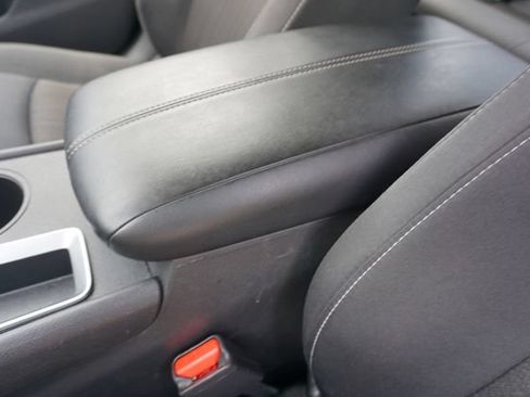 Used 2025 Nissan Altima 2.5 SV FWD image 24