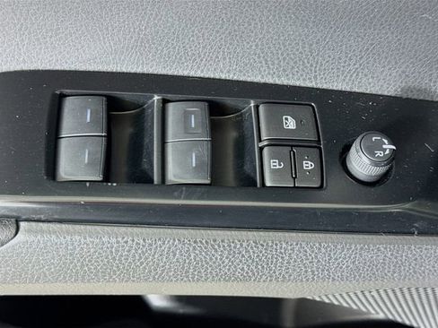 Used 2025 Toyota Camry LE FWD image 13