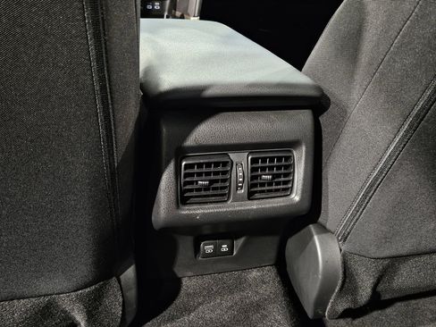 Used 2025 Toyota Camry LE image 36