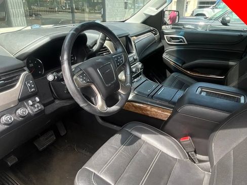 Used 2015 GMC Yukon Denali AWD/4WD image 4