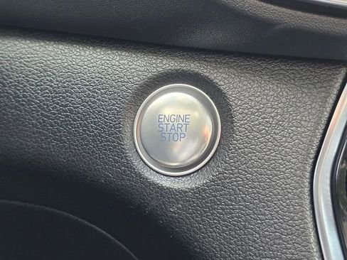 Used 2020 Hyundai Santa Fe Limited image 38