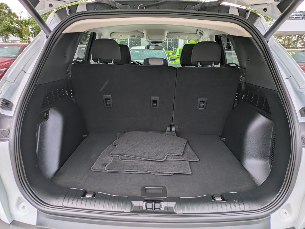 Certified 2022 Ford Escape SE w/ SE Sport Appearance Package FWD image 15