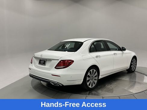 Used 2018 Mercedes-Benz E 300 image 7