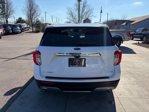 Used 2020 Ford Explorer Limited image 11