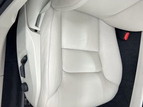 Used 2023 Volvo XC60 B5 Plus w/ Climate Package image 23