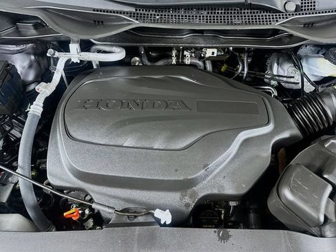 Certified 2023 Honda Odyssey Touring image 38