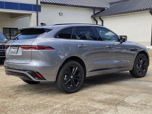 Used 2025 Jaguar F-PACE R-Dynamic S AWD/4WD image 4