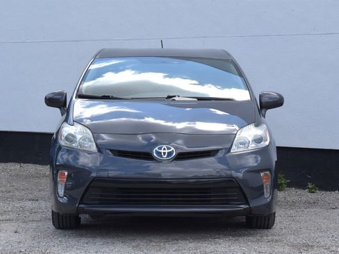 Used 2013 Toyota Prius Two FWD image 7