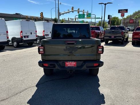 Used 2022 Jeep Gladiator Sport AWD/4WD image 6
