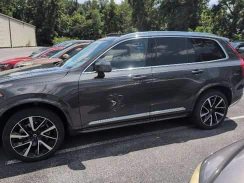 Used 2024 Volvo XC90 B6 Plus w/ Protection Package Premier AWD/4WD image 4