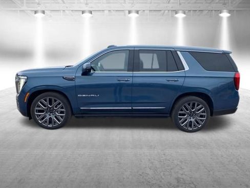 Used 2025 GMC Yukon Denali Ultimate image 9