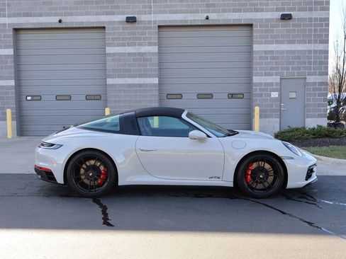 Used 2023 Porsche 911 Targa 4 GTS image 10