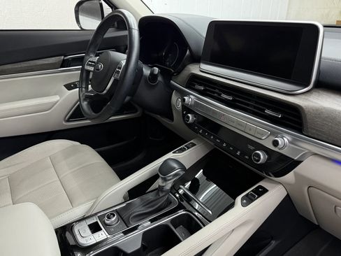 Used 2021 Kia Telluride SX w/ Nightfall Edition Package AWD/4WD image 13