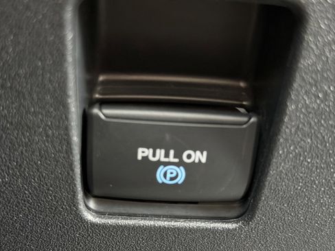 Used 2023 Ford Bronco Wildtrak image 23