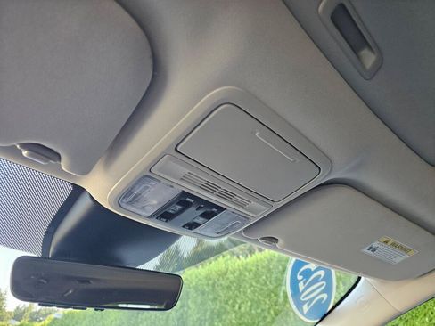 Used 2025 Honda Odyssey EX-L image 30