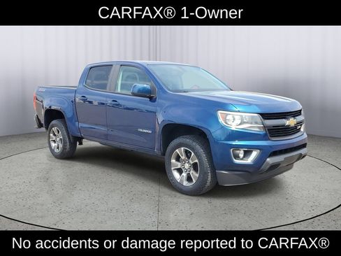 Used 2019 Chevrolet Colorado Z71 AWD/4WD image 2